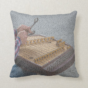HAMMERED DULCIMER CUSHION