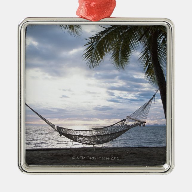 Hammock Metal Tree Decoration (Front)