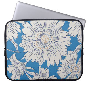 Hand drawn abstract garden flowers. Contour drawin Laptop Sleeve