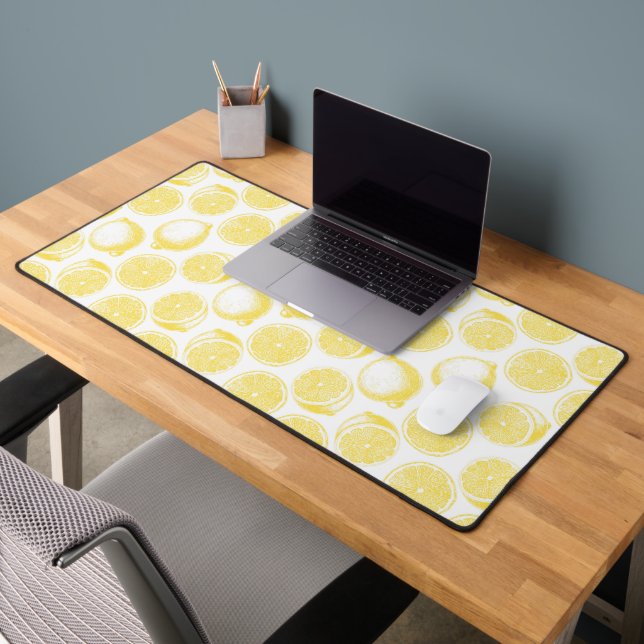 Hand drawn lemon pattern desk mat (Office 2)
