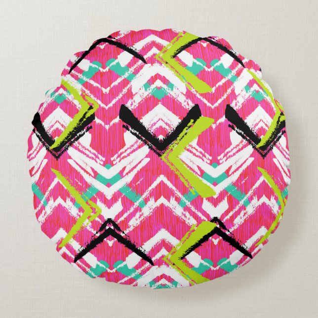 Hand Drawn Pink Zig Zag Pattern Round Cushion (Front)