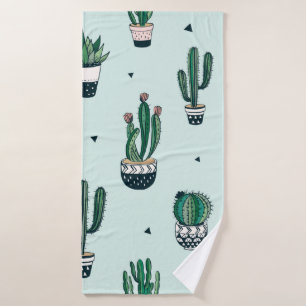 Hand drawn seamless pattern with cacti and succule bath towel