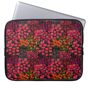 Hand drawn seamless pattern with wildflowers laptop sleeve