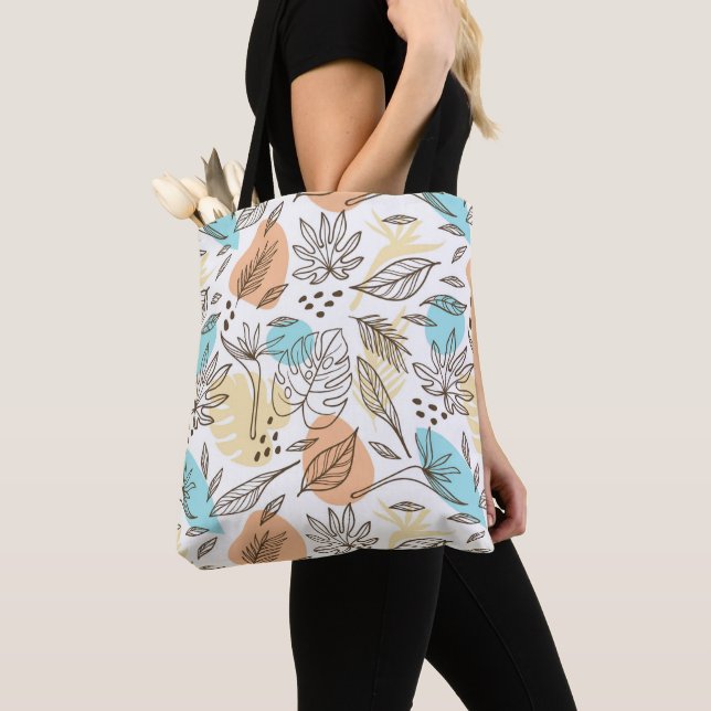 Hand drawn summer tropical pattern tote bag (Close Up)