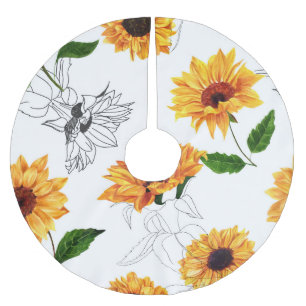 Hand-drawn sunflowers: vibrant yellow pattern. brushed polyester tree skirt
