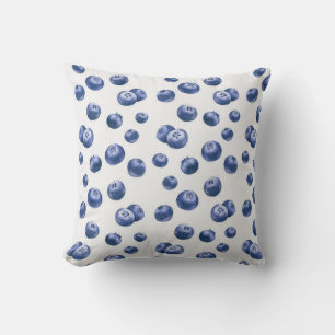 Hand drawn watercolor seamless repeated pattern wi cushion