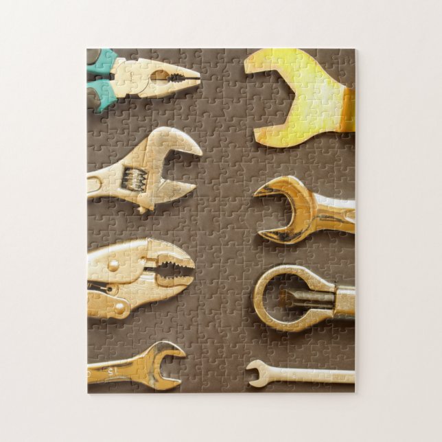 Hand tools jigsaw puzzle (Vertical)