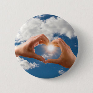 Hands of love 6 cm round badge