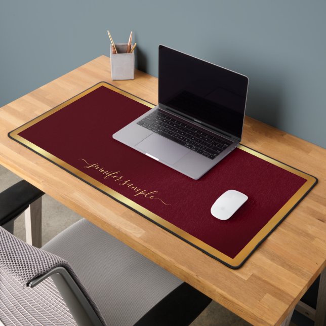 Handwritten Gold Script Name Stylish Modern Simple Desk Mat (Office 2)