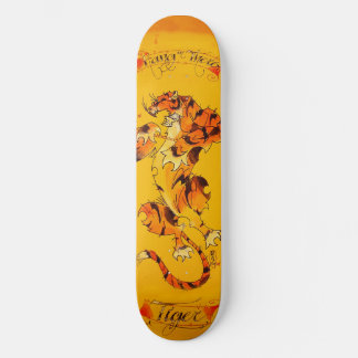 hang in there TIGER board Skateboard