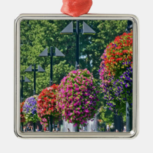 Hanging Flower Baskets Metal Ornament