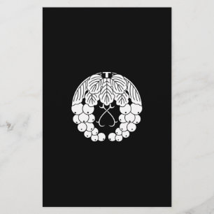 Hanging grapes stationery