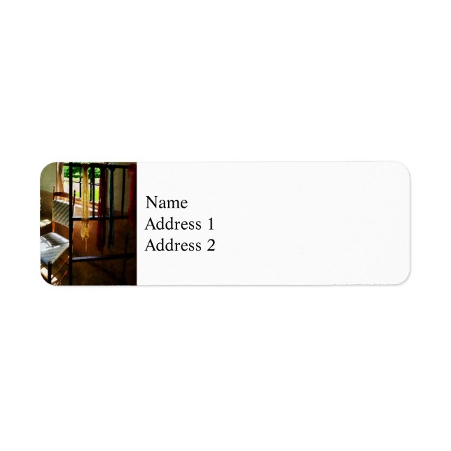 Hanging Skeins of Yarn Return Address Label (Front)