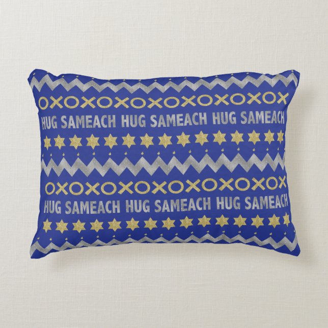 Hanukkah Pillow "Hug Sameach" Personalise (Front)