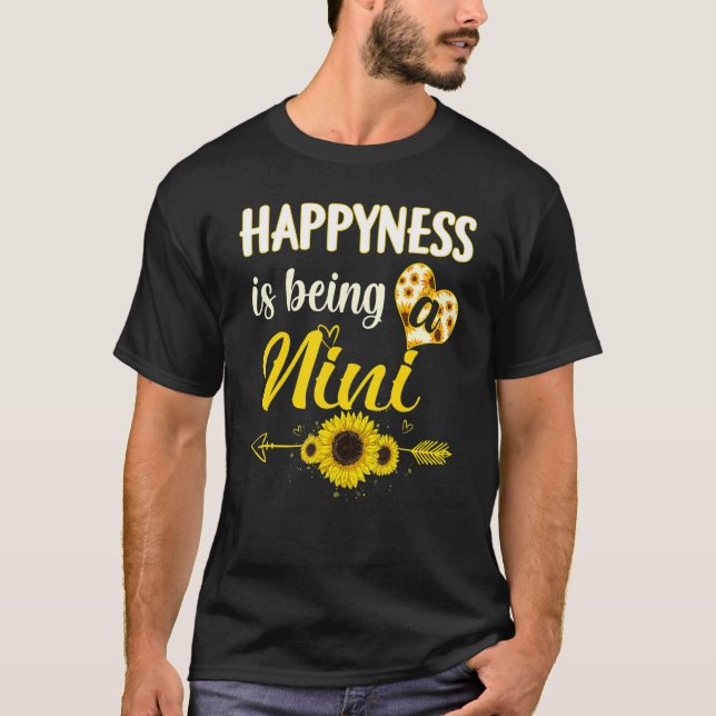 Happiness Is Being A Nini Sunflower Grandma Mother T-Shirt (Front)