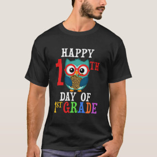 Happy 100Th Day Of First Grade Owl Teacher And Stu T-Shirt