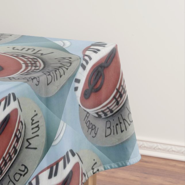 Happy birthday mum cake tablecloth (In Situ)