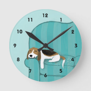 Happy Couch Beagle - Cute Puppy Dog Design Round Clock