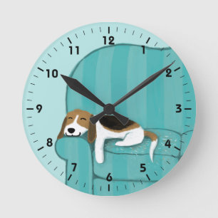 Happy Couch Beagle - Cute Puppy Dog Design Round Clock