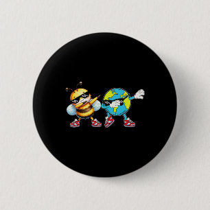 Happy Earth Day Funny Earth And Bee Day Kids Toddl 6 Cm Round Badge