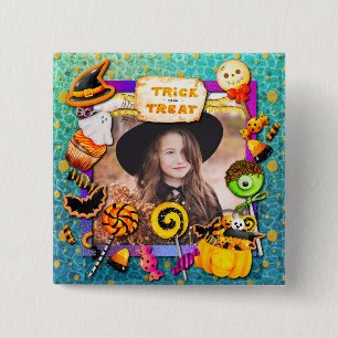 Happy Halloween party filled with trick-or-treat 15 Cm Square Badge
