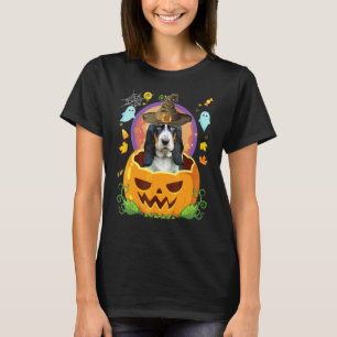 Happy Halloween Pumpkin Basset Hound Dog Witch Cut T-Shirt