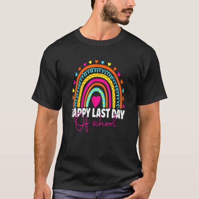 Happy Last Day Of School Colorful Rainbow Heart Gi T-Shirt (Front)