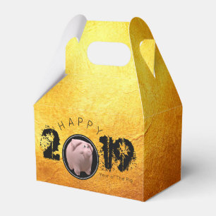 Happy PIg Year 2019 Original 3D golden Favour Box