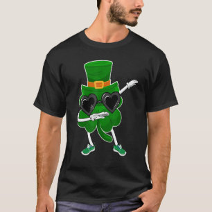 Happy St Patricks Day Dabbing Shamrock Hat Hip Hop T-Shirt