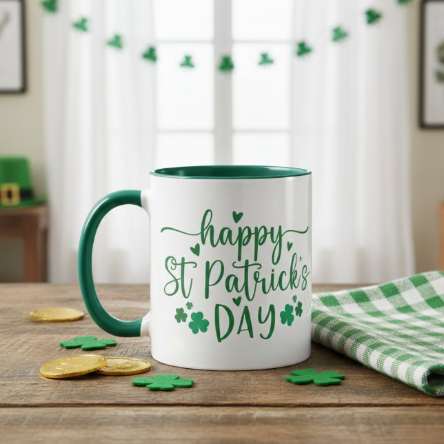 Happy St Patrick's Day Green Shamrocks and Hearts Mug (Happy St Patrick's Day Green Shamrocks and Hearts Mug)