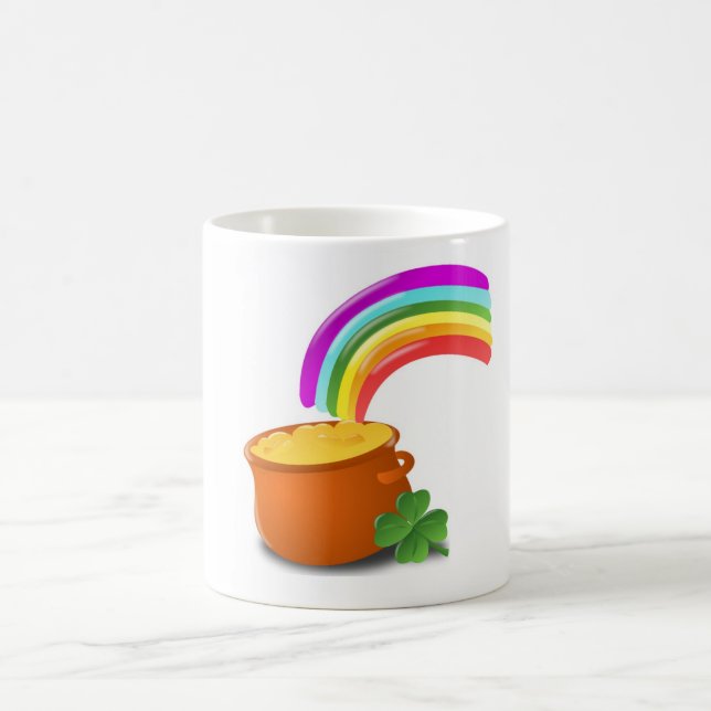 "HAPPY ST. PATRICK'S DAY" POT OF GOLD COFFEE MUG (Center)