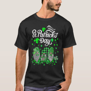 Happy St Patrick's Day Three Gnomes Shamrock Essen T-Shirt