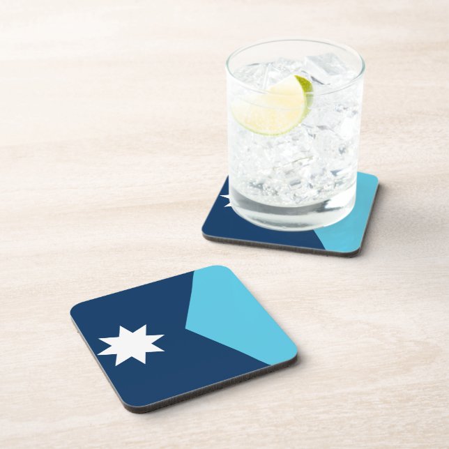 Hard plastic coaster with flag of Minnesota, USA (Right Side)