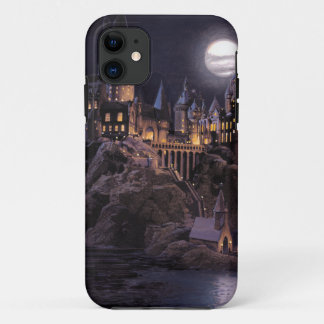 Harry Potter Castle | Great Lake to Hogwarts iPhone 11 Case