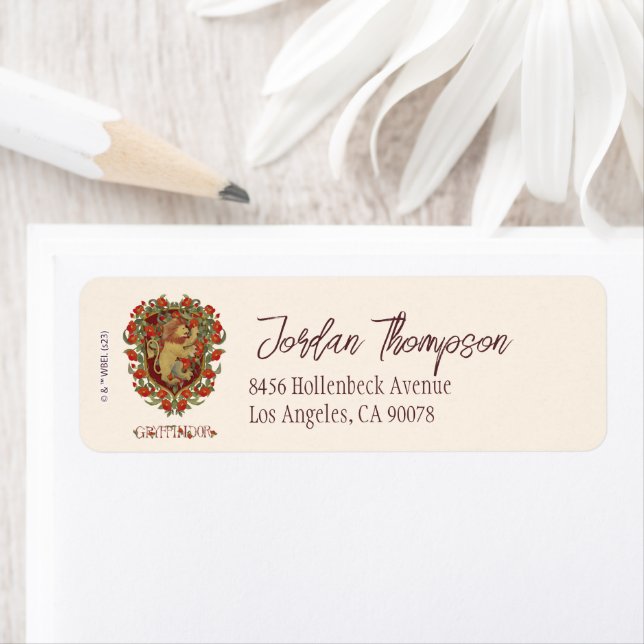 HARRY POTTER™ | GRYFFINDOR™ Crest Return Address Label (Insitu)