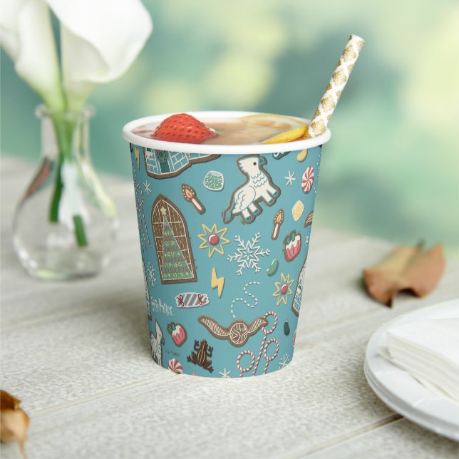 HARRY POTTER™ HOGWARTS™ Christmas Cookie Pattern Paper Cups (Insitu)