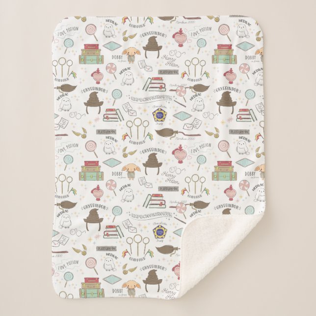 HARRY POTTER™ Tiny Magic Pattern Sherpa Blanket (Front)