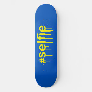 Hashtag Selfie Drooling on blue decor Skateboard