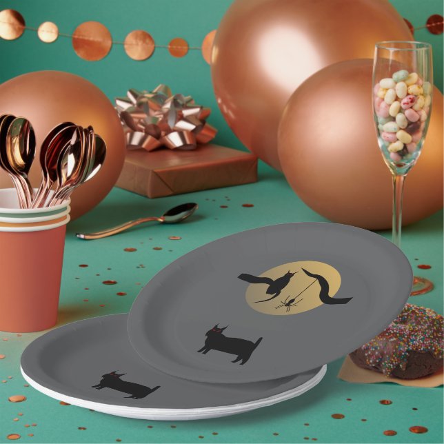 Haunted Full Moon Paper Plate (Multi)
