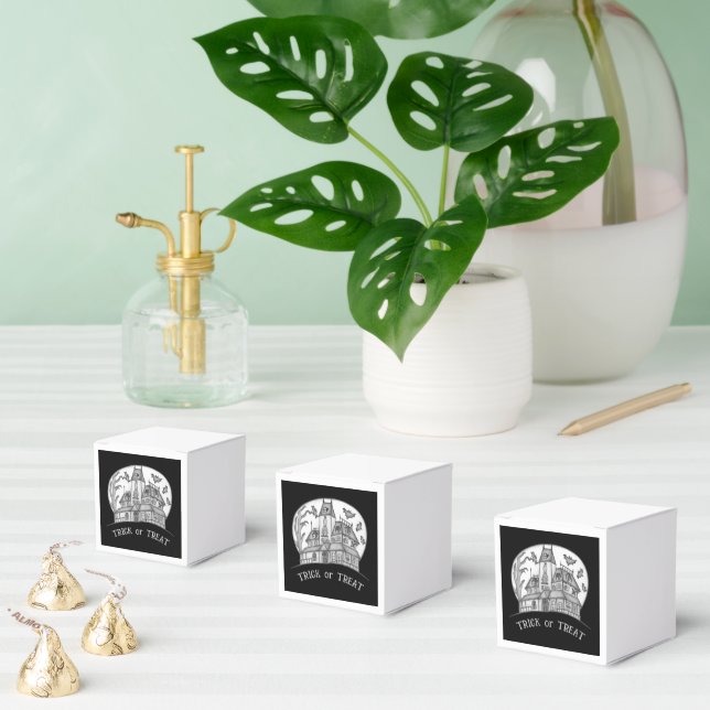 Haunted House and Bats Halloween  Favour Box (Multiple)
