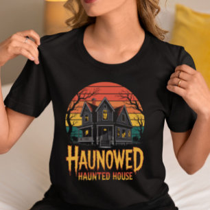 Haunted House Halloween – Spooky Vintage Horror T-Shirt
