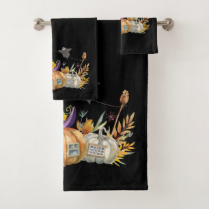 Haunted Pumpkin House with Ghost & Bats Bath Towel Set