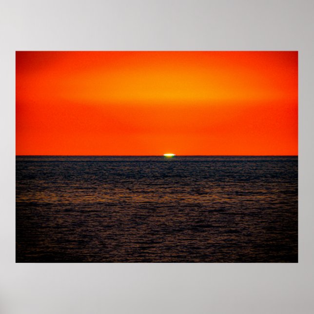 Hauting dark red Maui sunset poster (Front)