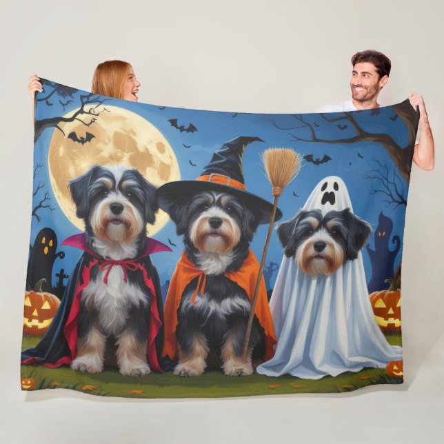 Havanese Dogs Pumpkin Halloween Funny  Fleece Blanket (In Situ)