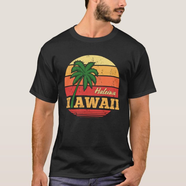 HAWAII Haleiwa Beautiful Vacation Retro Souvenir T-Shirt (Front)