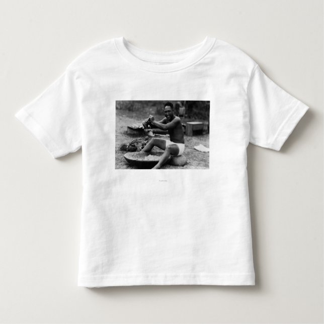 Hawaii - Man Pounding Taro to Make Poi Toddler T-Shirt (Front)
