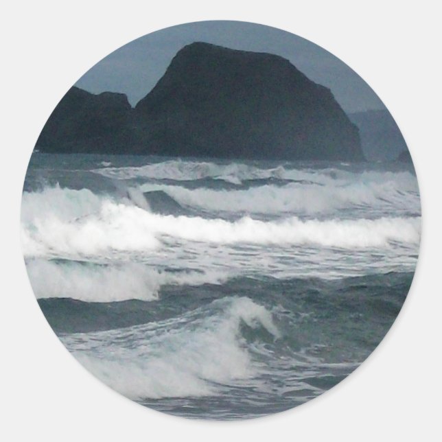 Hawaiian Coastal Island Ocean Tropical Paradise Classic Round Sticker (Front)