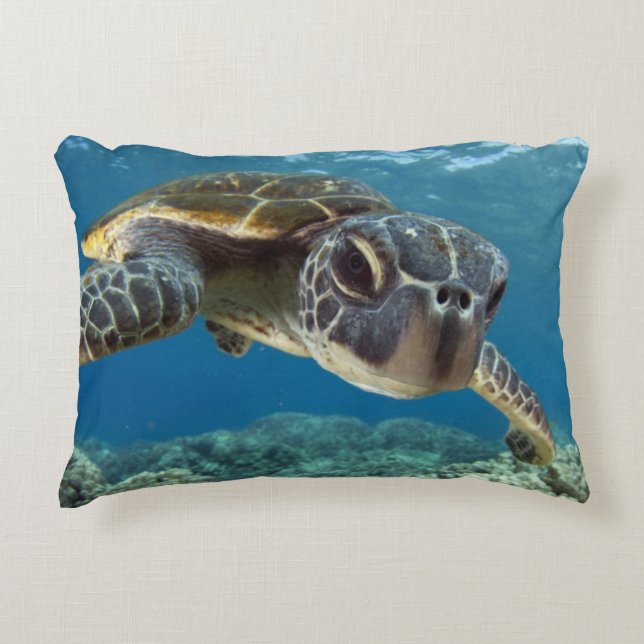 Hawaiian Green Sea Turtle Decorative Cushion (Front)