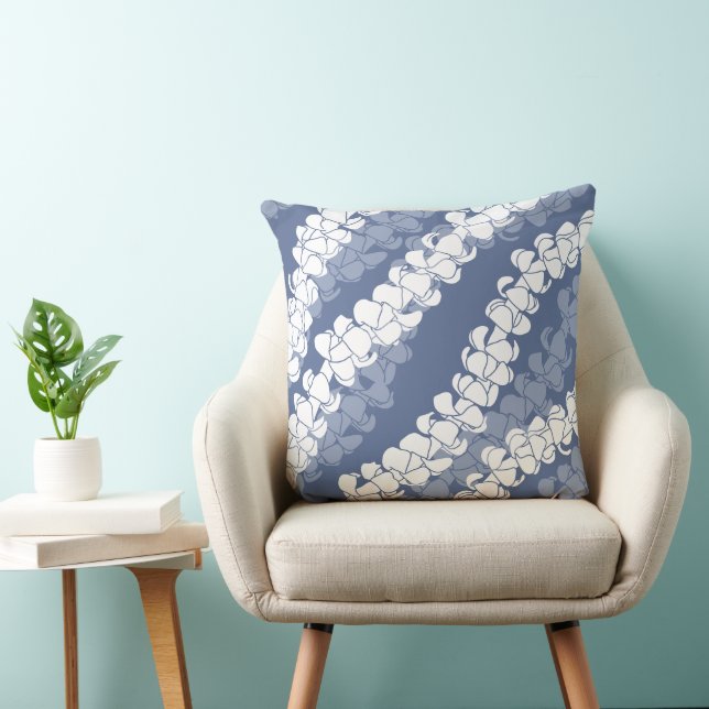 Hawaiian Print Puakenikeni lei Cushion (Chair)