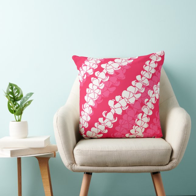 Hawaiian Print Puakenikeni lei Cushion (Chair)